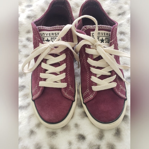 Converse Purple/Plum - Picture 2 of 7